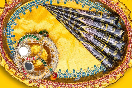 Arq Mehndi Nail Paint – Natural Henna Nail Color